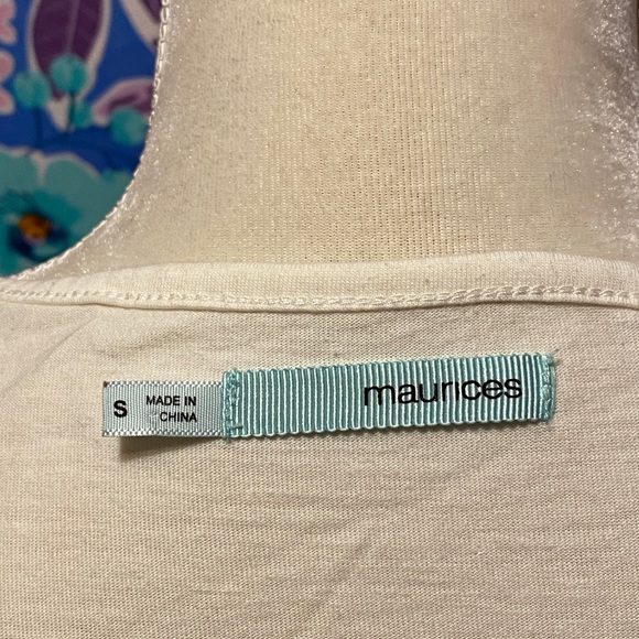 💕3 for $20💕 Blouse with stretchy garter on both sleeves - Picture 5 of 6